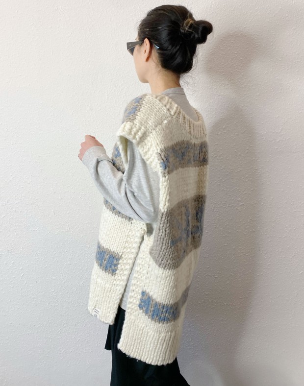 Oversized Pattern Knit Vest #241219